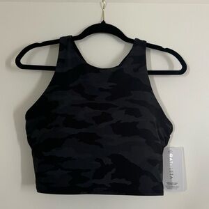 Athleta Conscious Crop D-DD+
